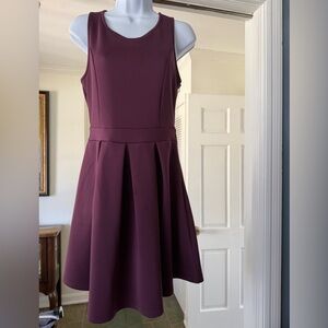Romeo & Juliet Couture Sleeveless Plum Mini Dress